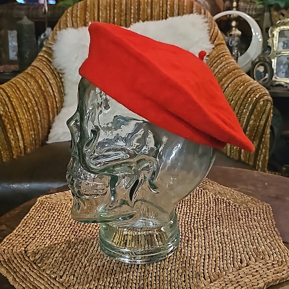 Red wool beret